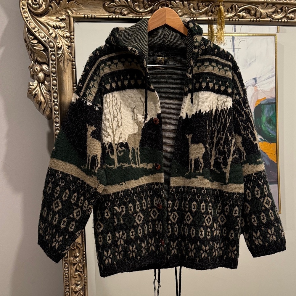 Wool Black and Green Deer Patterned Knit Hoodie